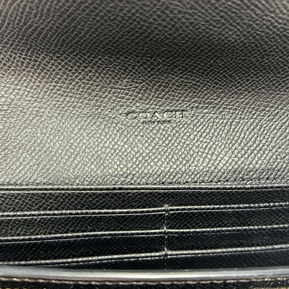 Coach Riley Black Patent Leather Full Logo Crossbody Wallet on a Chain Bag - Picture 8 of 13